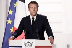 Macron-sursa-foto-hotnews.ro