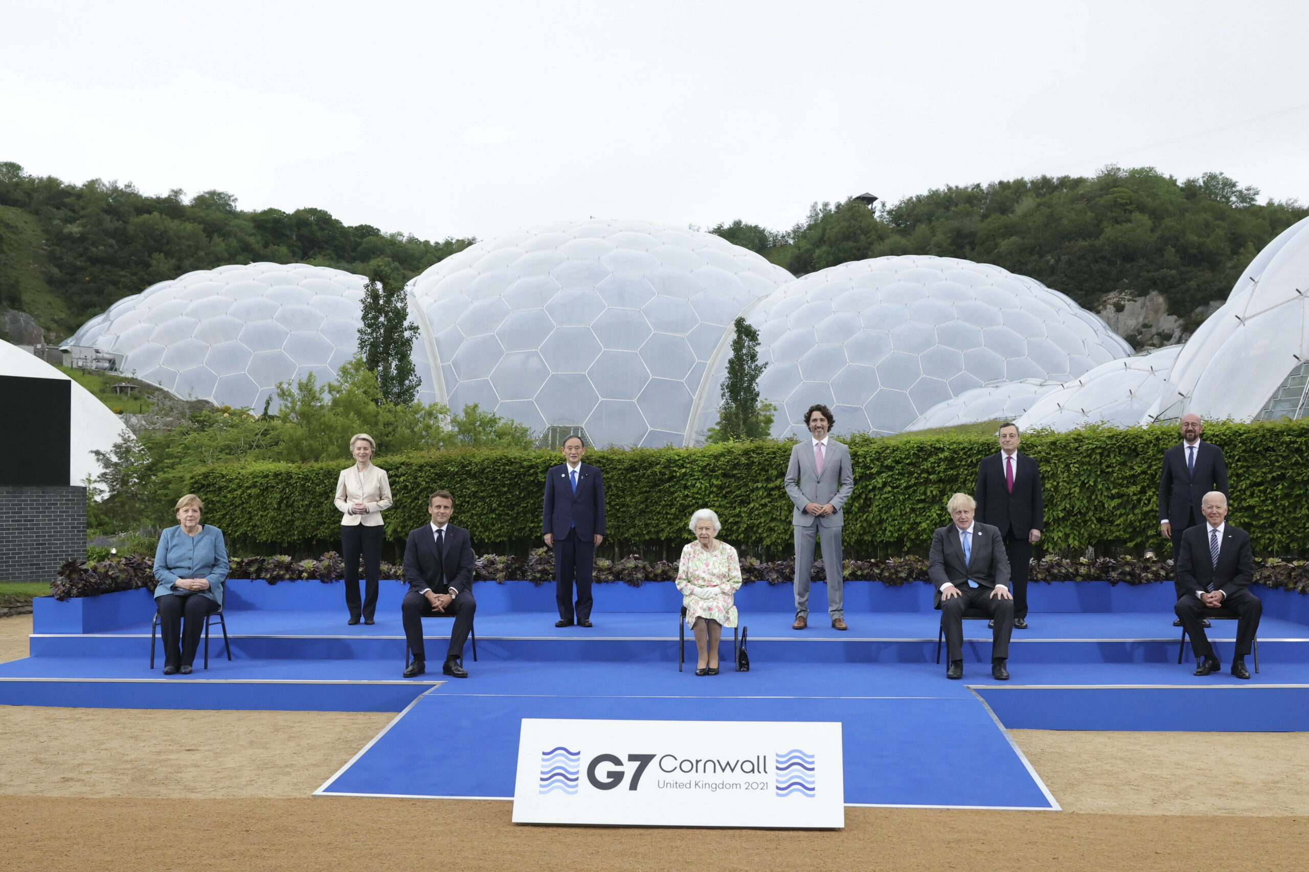 g7