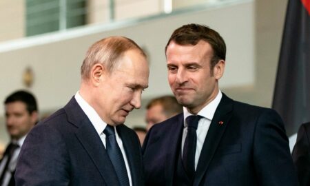 emmanuel macron putin