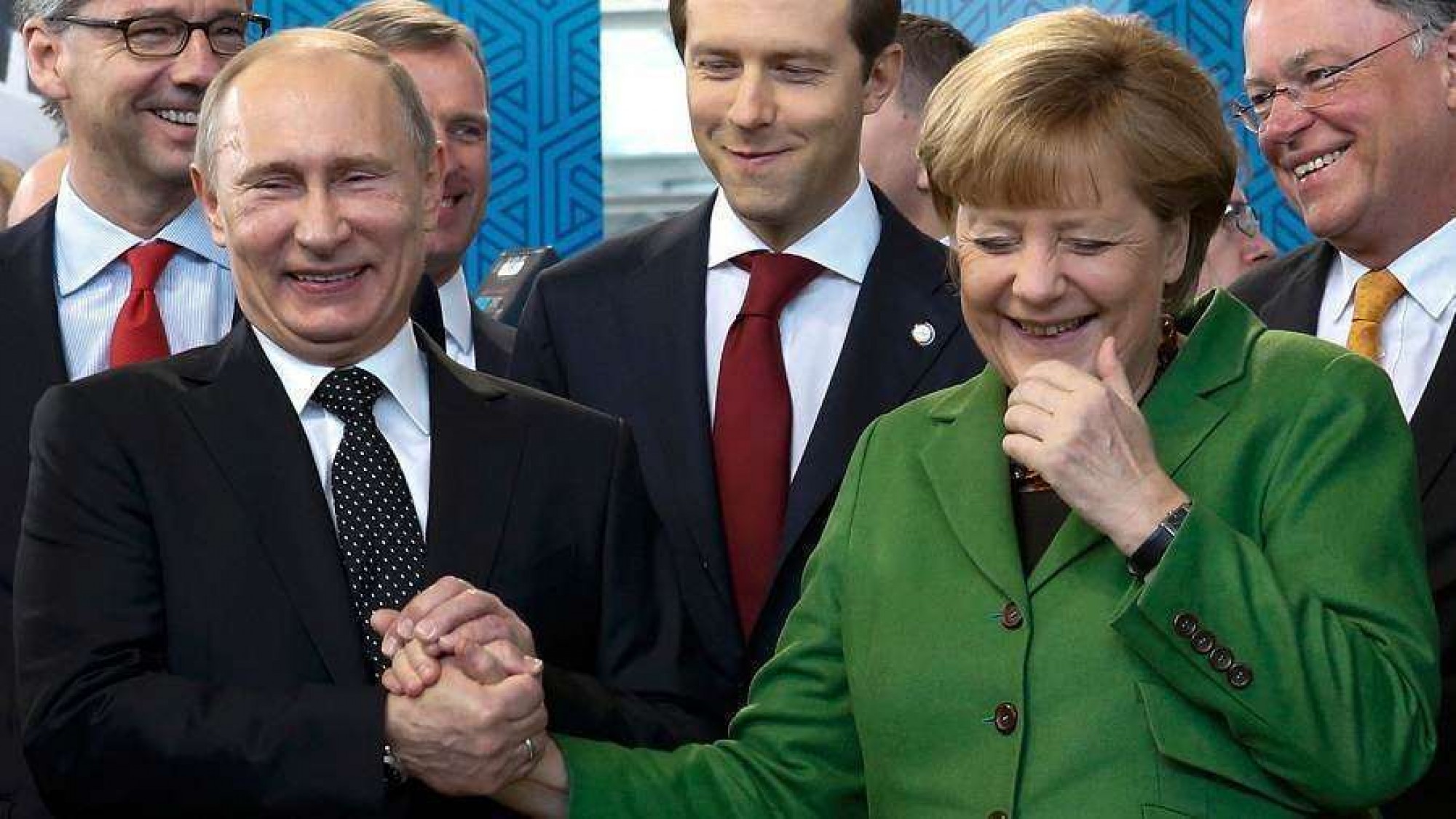 angela merkel si putin