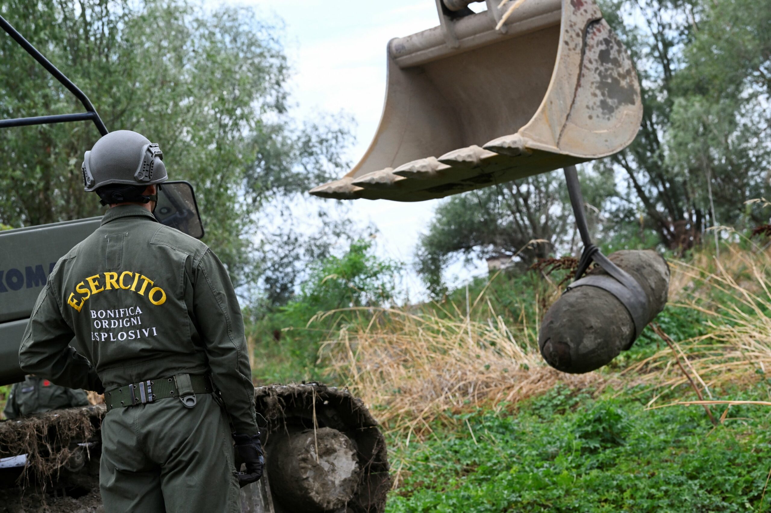 Bomba a fost dezamorsată printr-o explozie controlată, sursă foto Daily Sabah