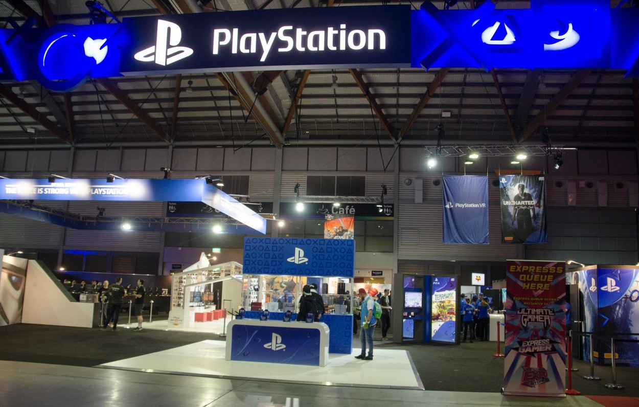 PlayStation 5 Pro se lansează azi