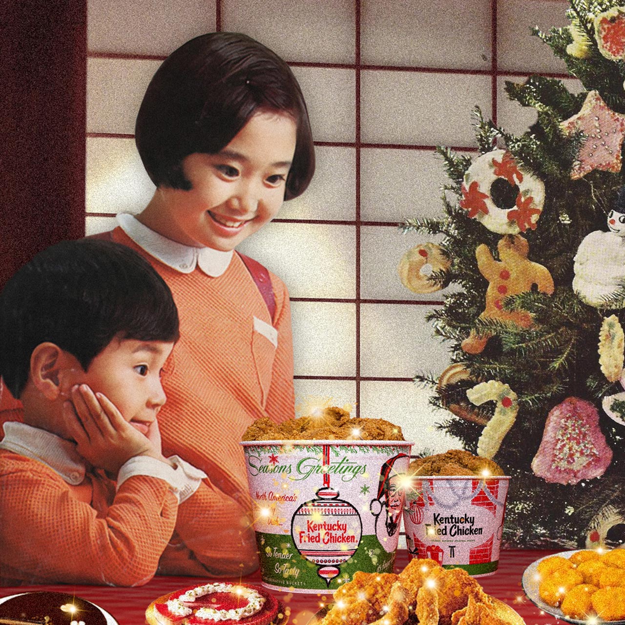 Campanie de marketing din Japonia; familia se strânge de Crăciun, lângă brad și mănândă KFC; sursă foto animeushi.com