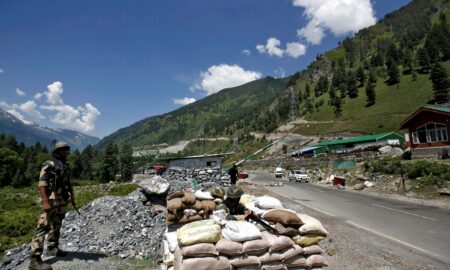 Se întrevede un nou război la orizont? Se redeschid tensiunile între India și China