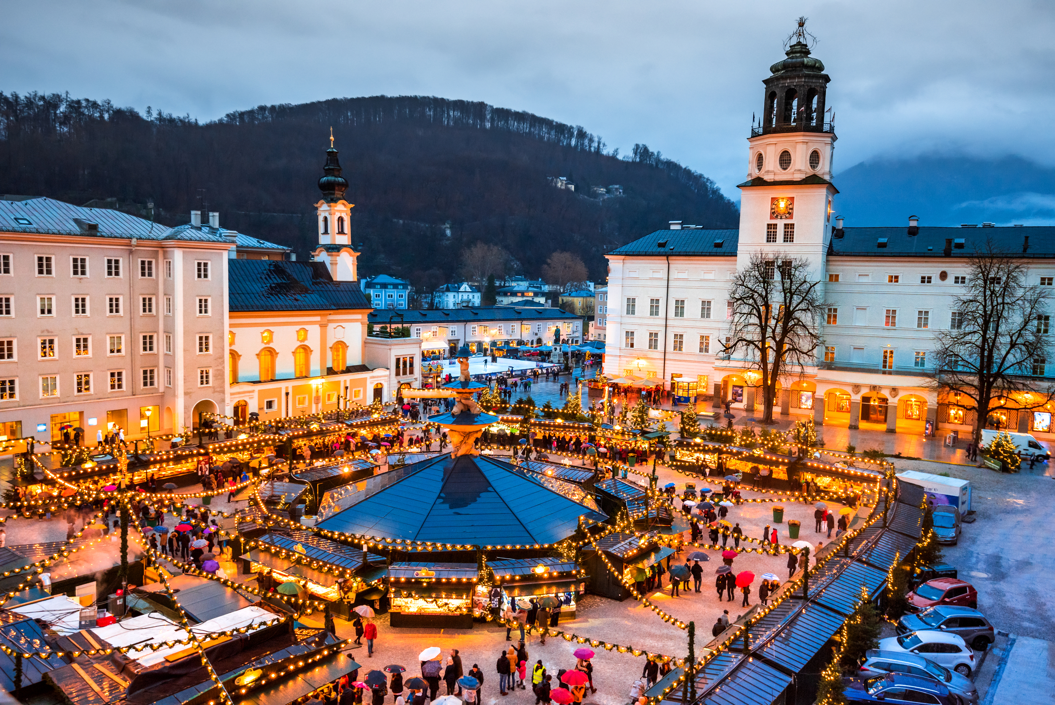 Târgul de Crăciun din Salzburg, Austria, sursă foto dreamstime