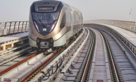 Tren în Qatar Sursa foto dreamstime.com