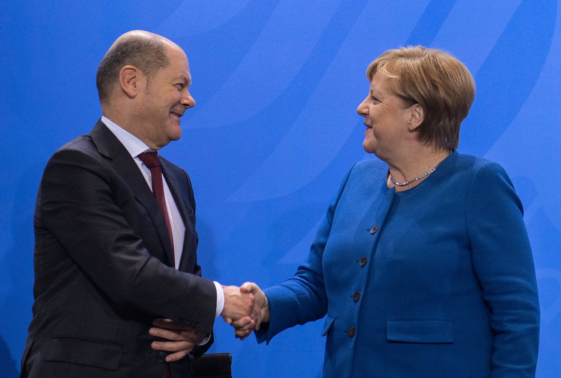 Olaf Scholz și Angela Merkel