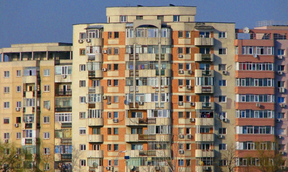 Balconul Tău, Reguli Impuse: Ce Te Poate Costa Până la 5.000 de Lei