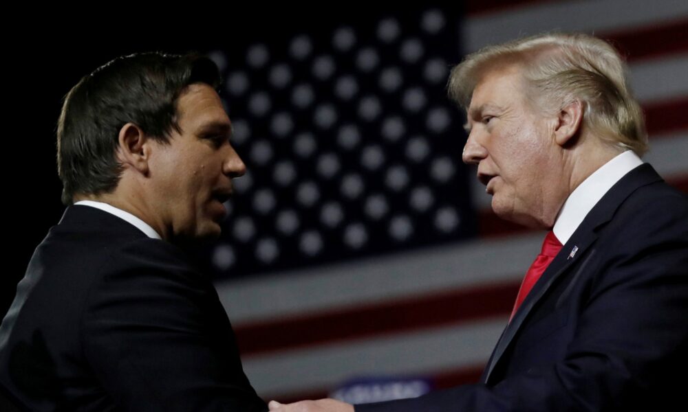 Reuters: Trump vs DeSantis. Primele salve din 2024 prefigurează o luptă imprevizibilă