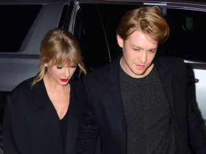 Taylor Swift și Joe Alwin Sursa foto Showbiz Cheat Sheet