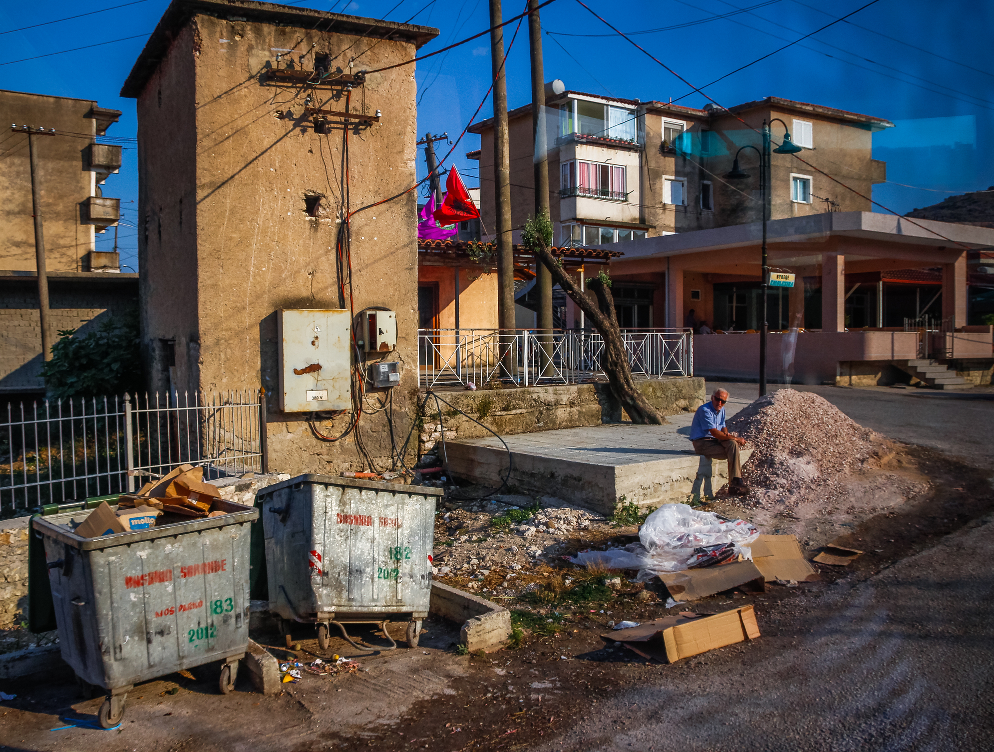 sursă foto: dreamstime.com; Sarada, regiune turistică din Albania unde sărăcia a scăzut de la 34,4 la sută în 2020 la 28,1 la sută în 2021.