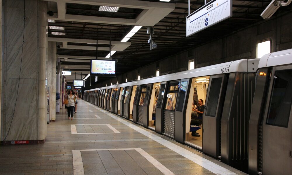 metrou bucuresti, sursa foto dreamstime