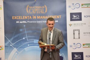 Ciprian Lazăr, director Romania Retail&Multichannel Superbet, pe scena Galei Capital „Excelență în Management”, Sursa foto Cristian Velea