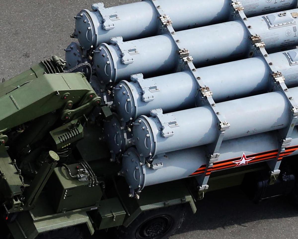 sistem de rachete S-300; sursă foto: Newsweek.com