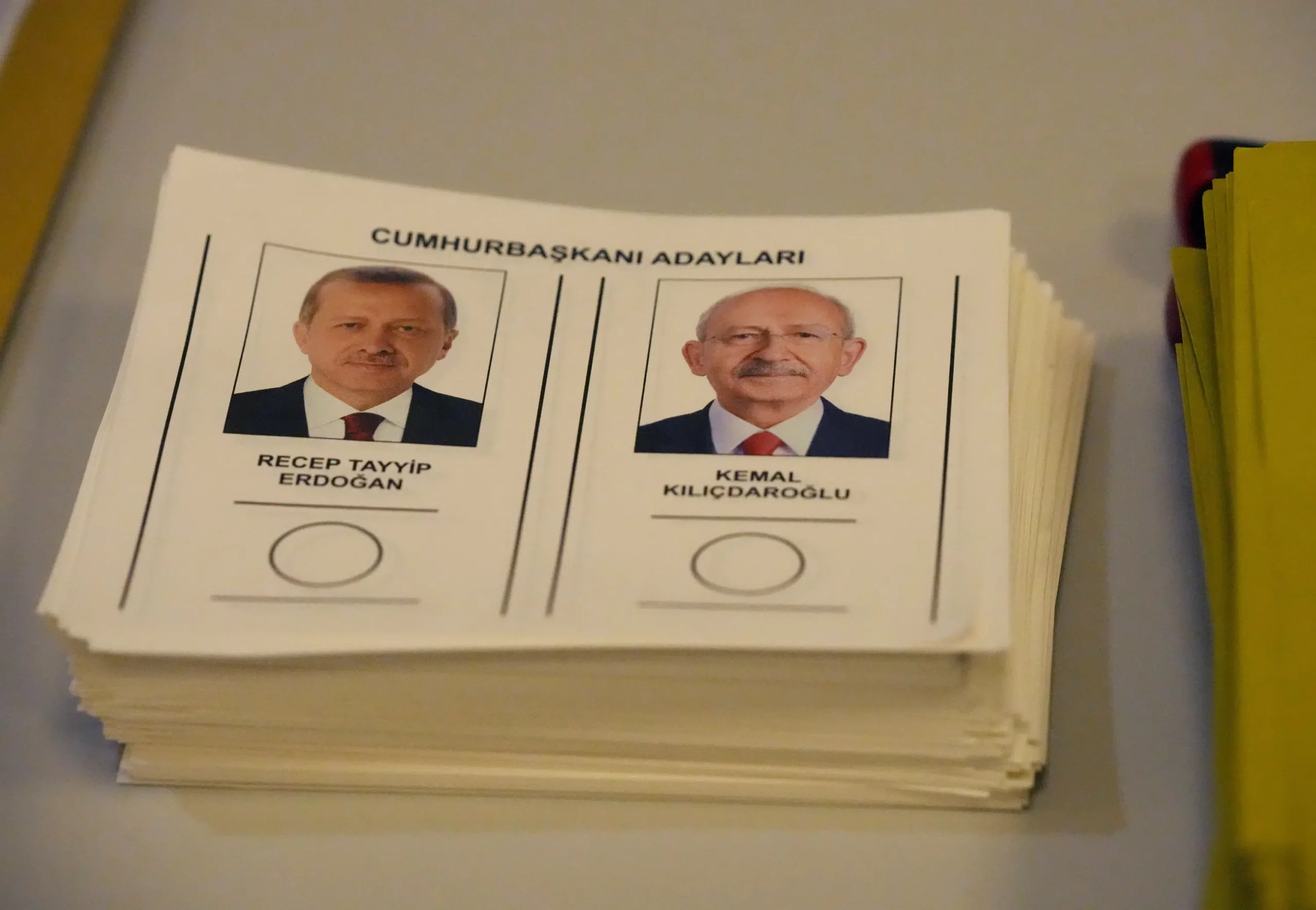 erdogan și kilicdaroglu (sursă foto: dw.com)