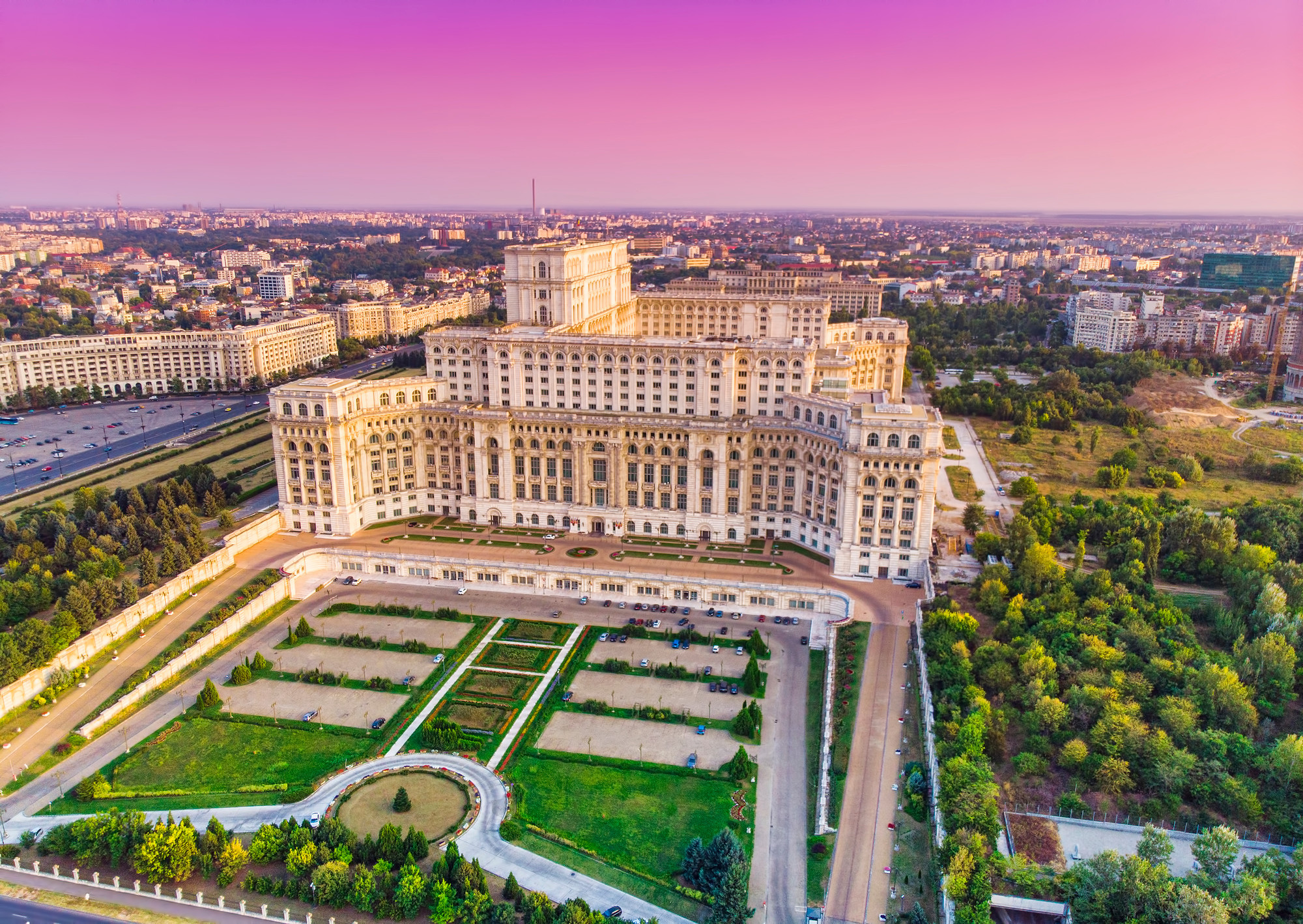 Palatul Parlamentului a primit factura la curent! Ce sume vor plăti deputații