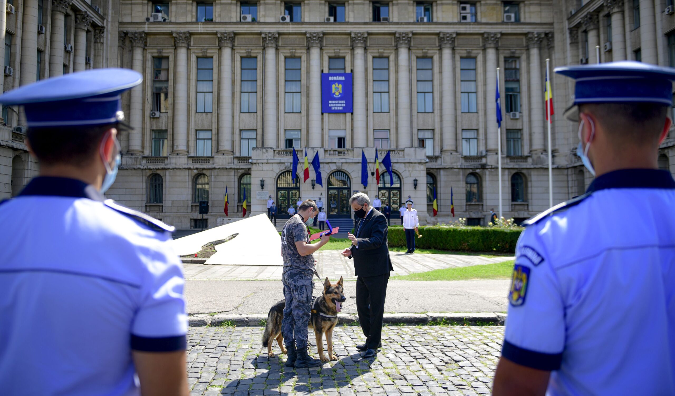 MAI, lămuriri în subiectul pensiilor foştilor angajaţi din minister! Ce majorări au fost solicitate