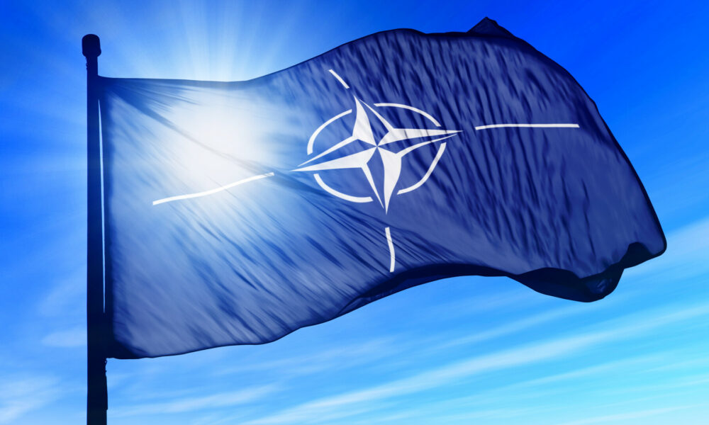 Vom avea cea mai mare bază aerienă NATO din Europa