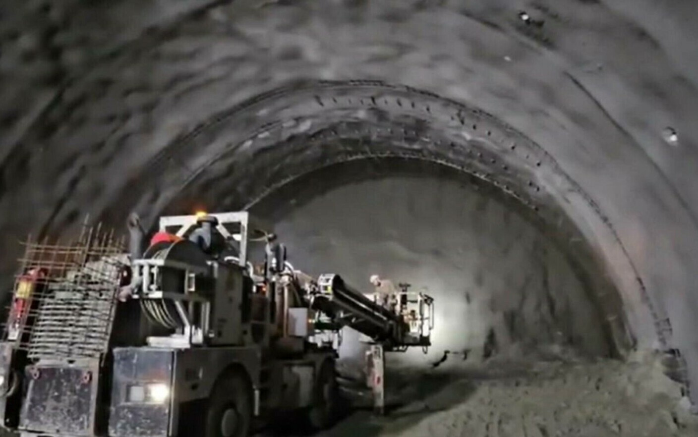 tunel carpați (sursă foto: stirileprotv.ro)