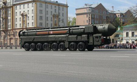 Rusia își umflă iar mușchii nucleari