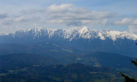 turiștii de pe Munții Bucegi