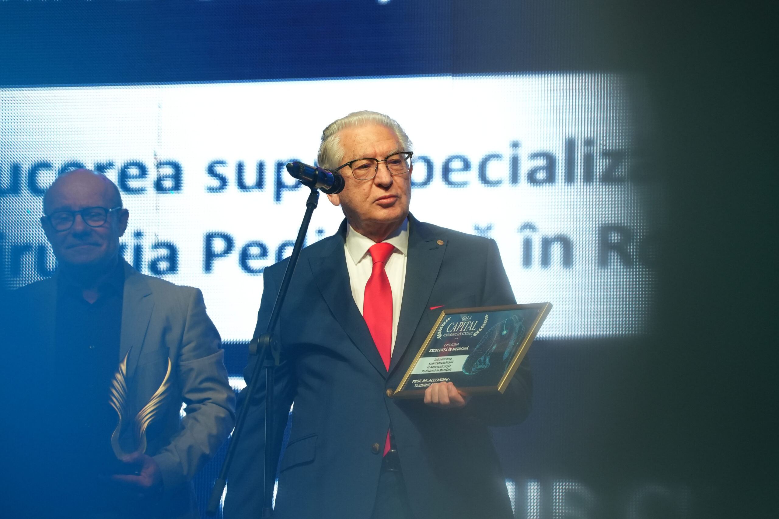 Gala Performeri din Sănătate. Dr. Alexandru Ciurea, neurochirurg: „17 ani am fost doar neurochirurg pediatru”